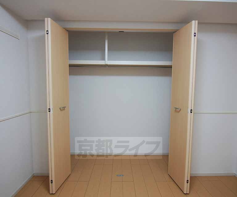 収納　たっぷり収納できるクローゼットです。