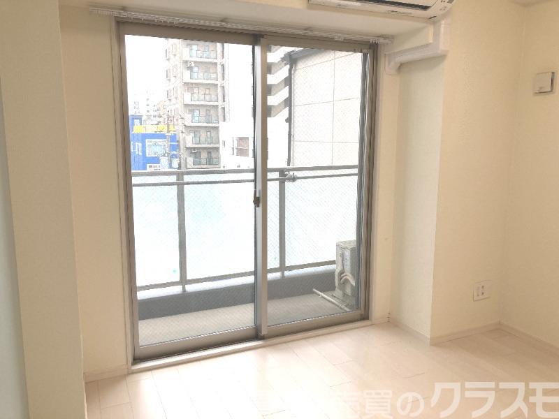居室・リビング　明るいお部屋です♪