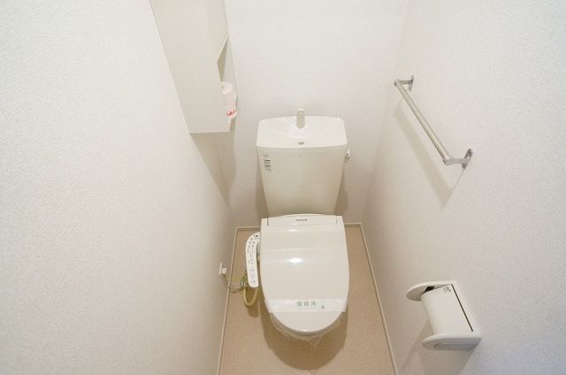 ベルツリー Bのトイレ写真