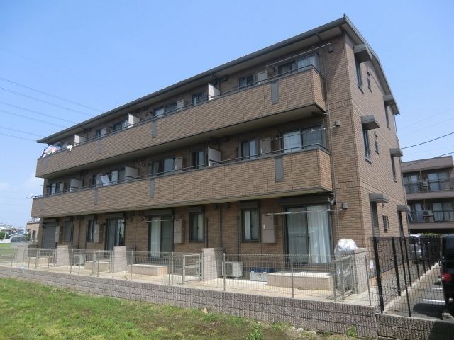 建物外観　陽あたり良好