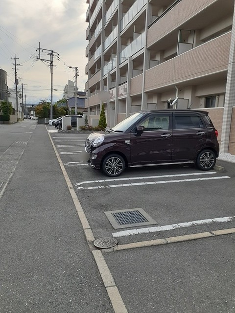 駐車場　駐車場です