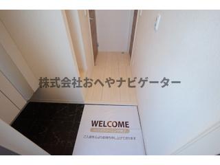 D-room茜部の玄関写真