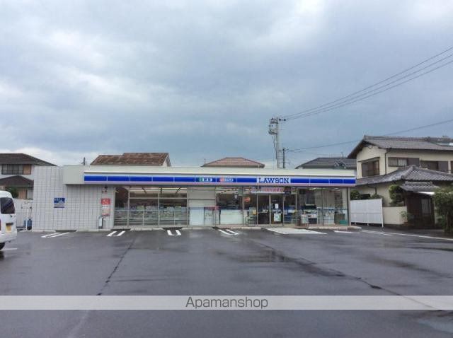 コンビニ　ローソン（コンビニ）まで400m