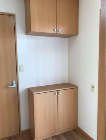 玄関　現況優先
