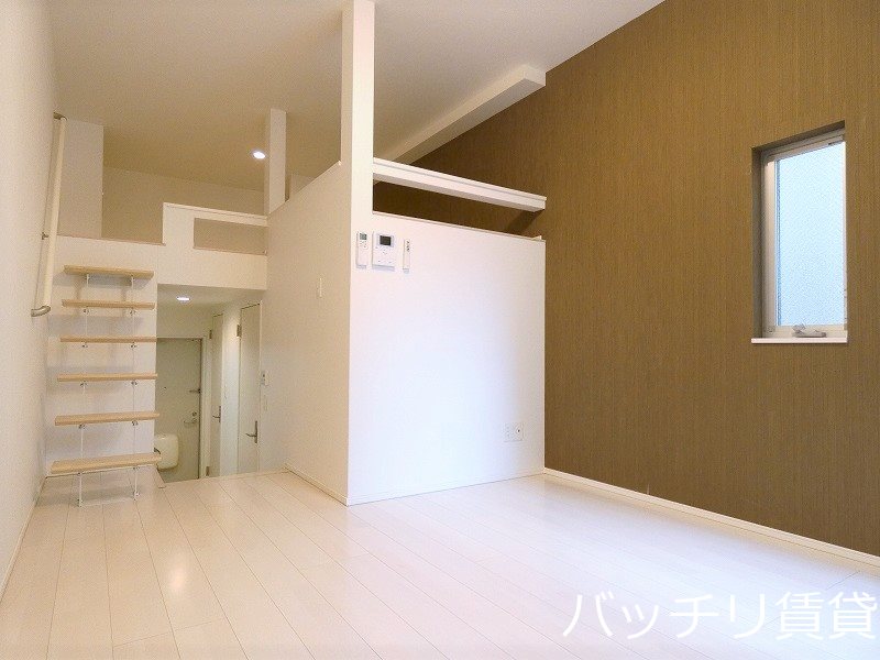 居室・リビング　画像は別号室タイプの為、現状を優先致します。
