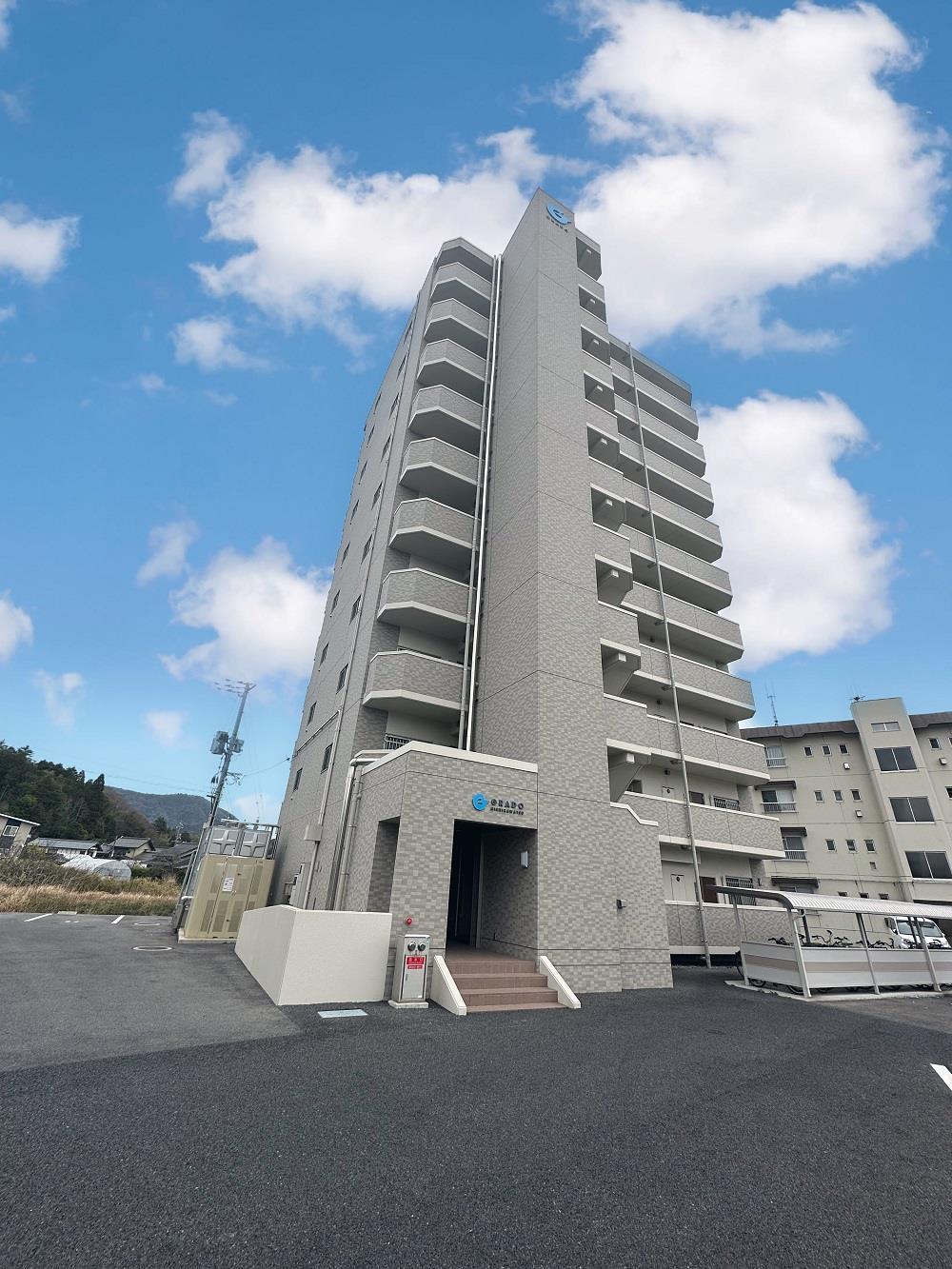グラード西川津