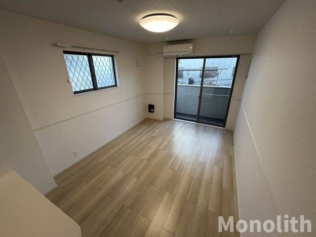 クレシア菱木の居間写真
