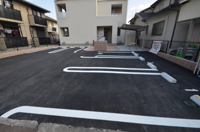 駐車場　駐車場