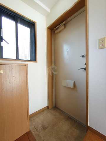 玄関　ロイヤルパレス四ツ谷