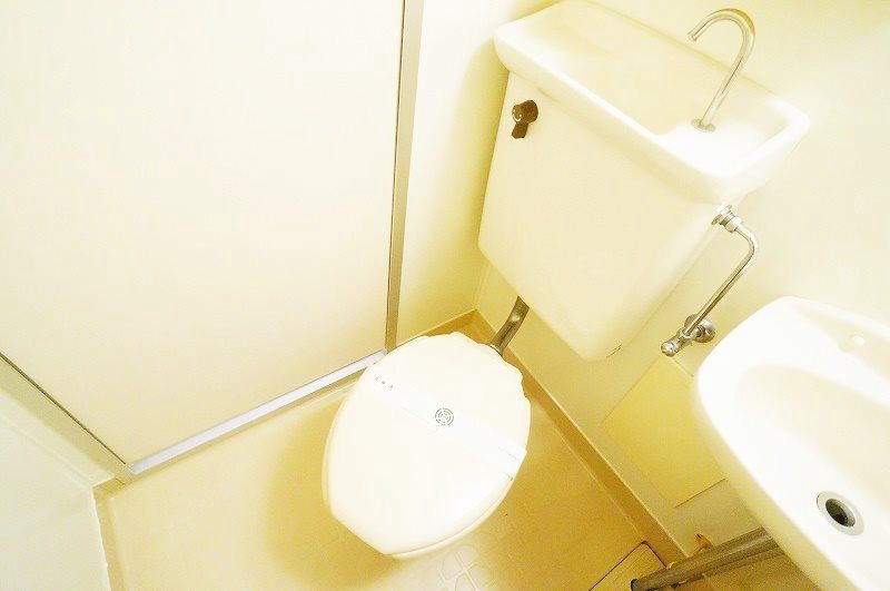 トイレ　別号室イメージ