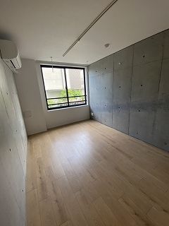 小田急線 下北沢駅 徒歩9分 3階建 築7年の居間写真