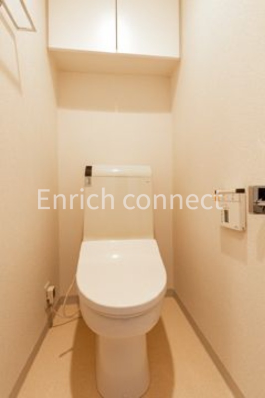 小田急線 祖師ケ谷大蔵駅 徒歩9分 10階建 築19年のトイレ写真