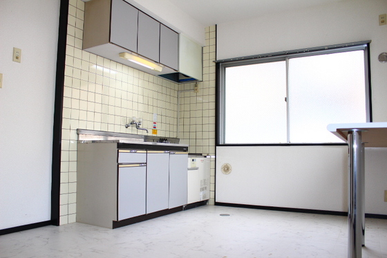 居室・リビング　他部屋の写真を使用しております。