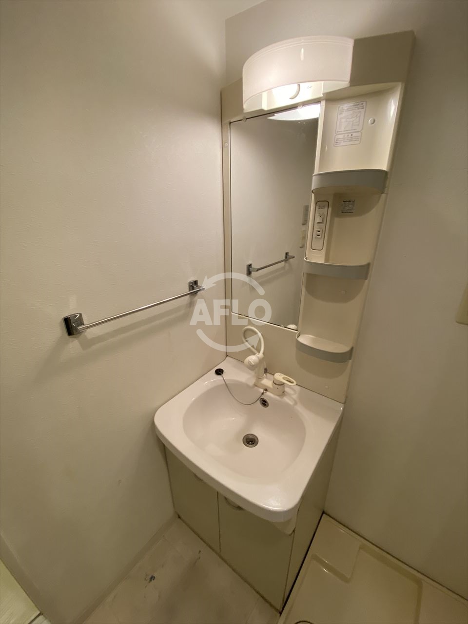 洗面設備　FLAT34上本町　洗面化粧台