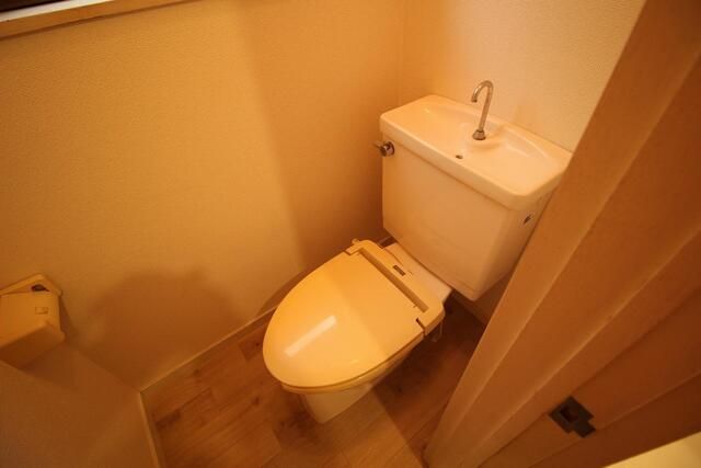トイレ　トイレです