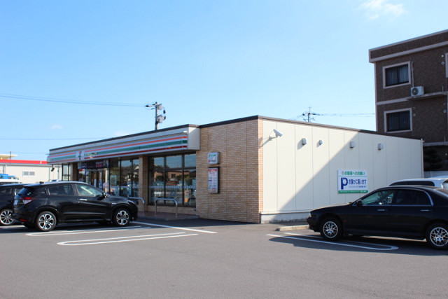 コンビニ　セブン-イレブン 大分花江川店（コンビニ）まで500m