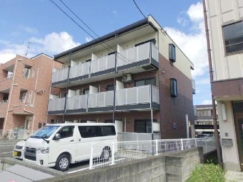 レオパレスアムール大宮IIの外観写真
