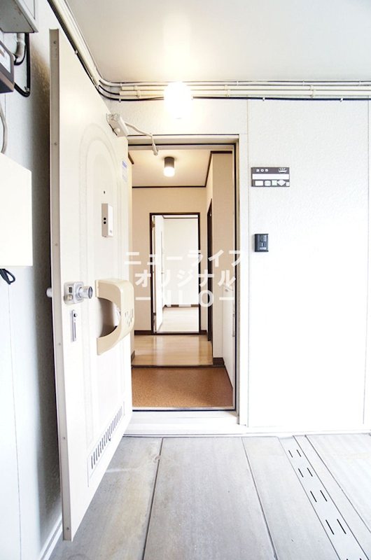 玄関　※同建物他部屋になります。現状優先です。