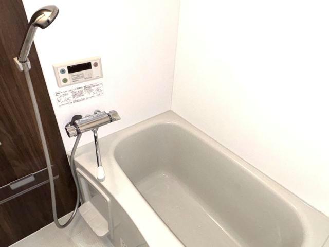 バス・シャワールーム　※別部屋写真