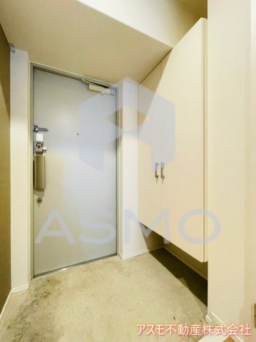 玄関　同マンション別部屋参考写真