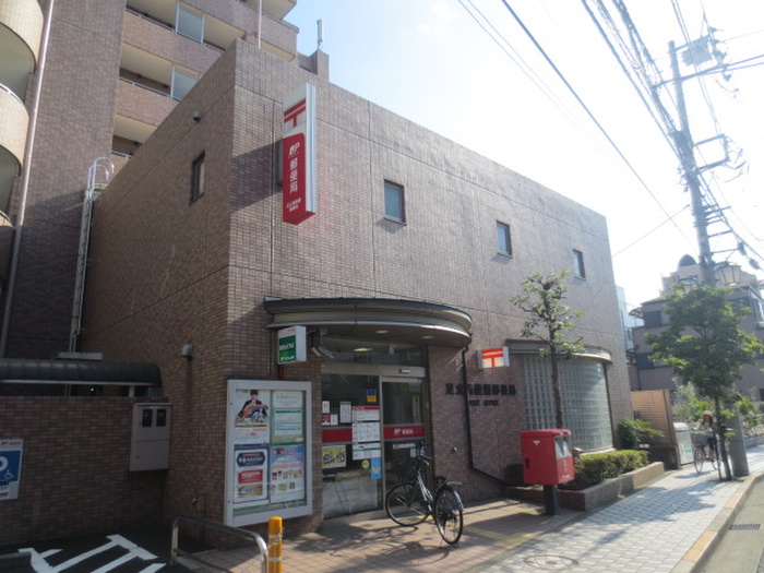 郵便局　足立区西綾瀬郵便局（郵便局）まで417m