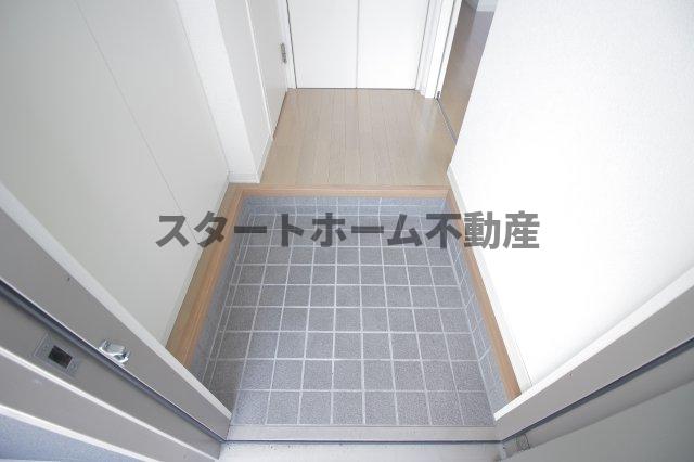 玄関　明るい玄関です