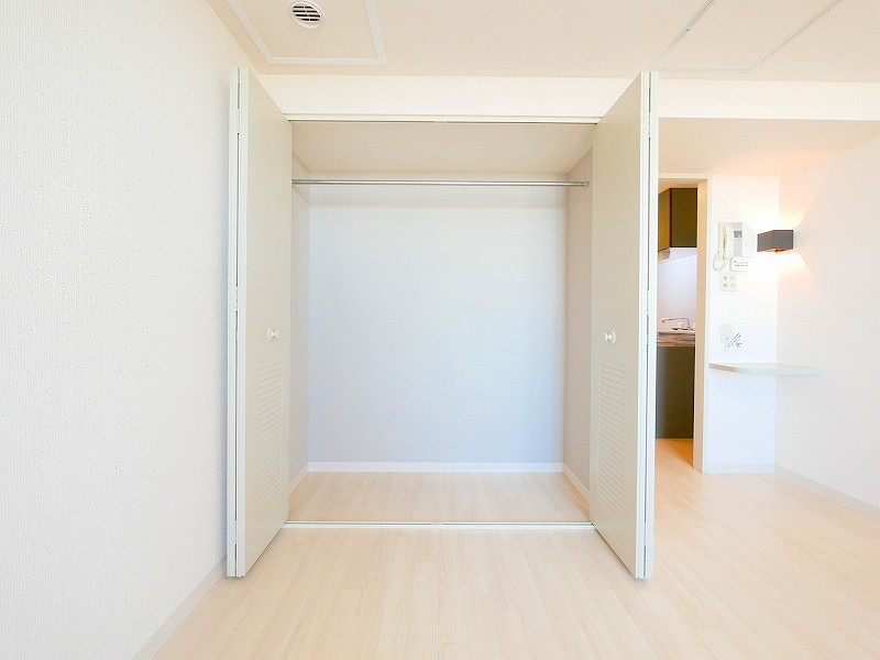 収納　大きめのクローゼット完備しています♪
