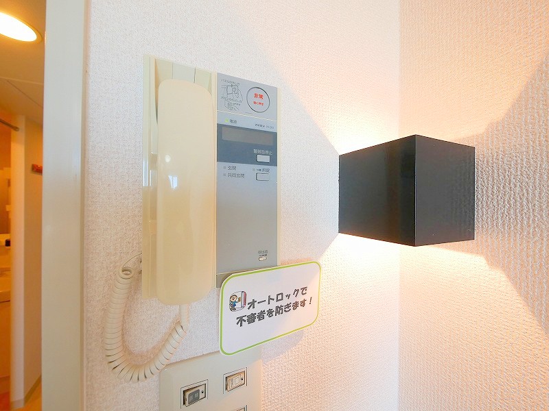 セキュリティ　安心のインターホン設備が付いています♪