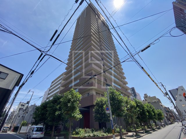 【大阪市中央区島之内のマンションの建物外観】