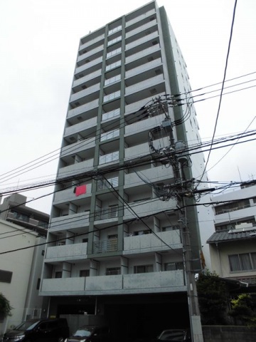 広島市中区鶴見町のマンションの建物外観