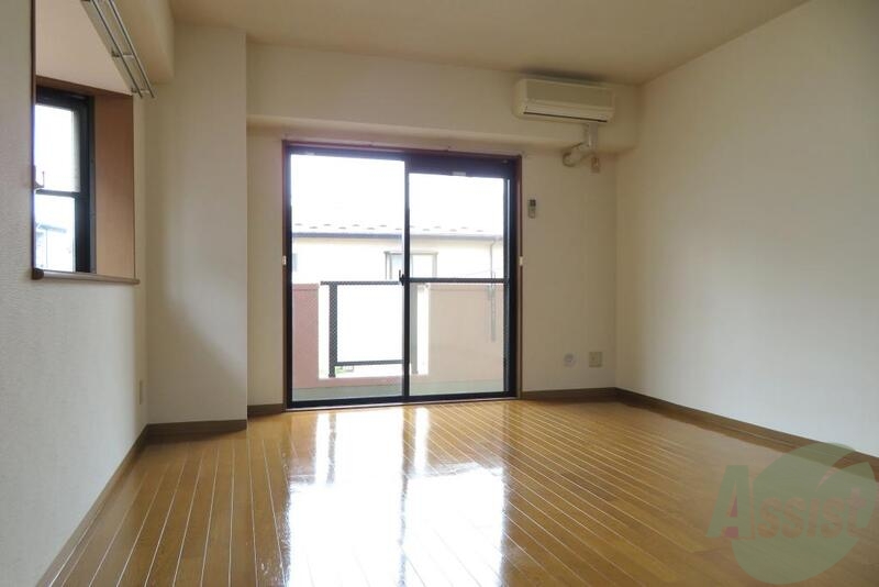 その他部屋・スペース　天井高もあって広さ、ゆったりさを感じます。