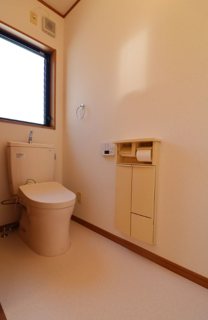 トイレ　シンプルで使いやすいトイレです
