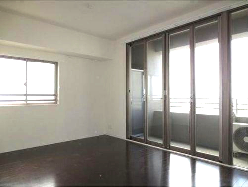 居室・リビング　★広々１１帖のリビング・ダイニングです。★