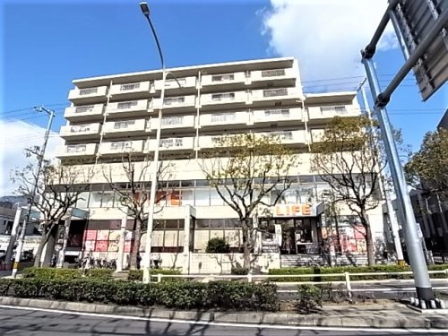 スーパー　ライフ御影店（スーパー）まで402m