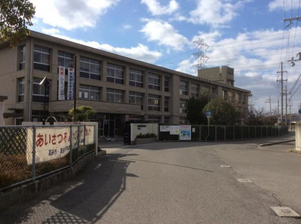 中学校　松陽中学校（中学校）まで1490m