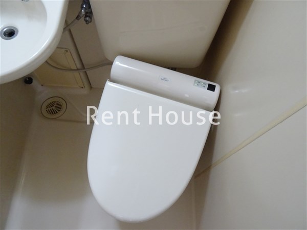 トイレ　別号室の参考写真となります