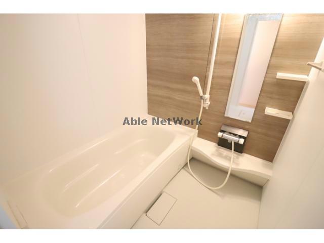 バス・シャワールーム　追い焚き給湯付き