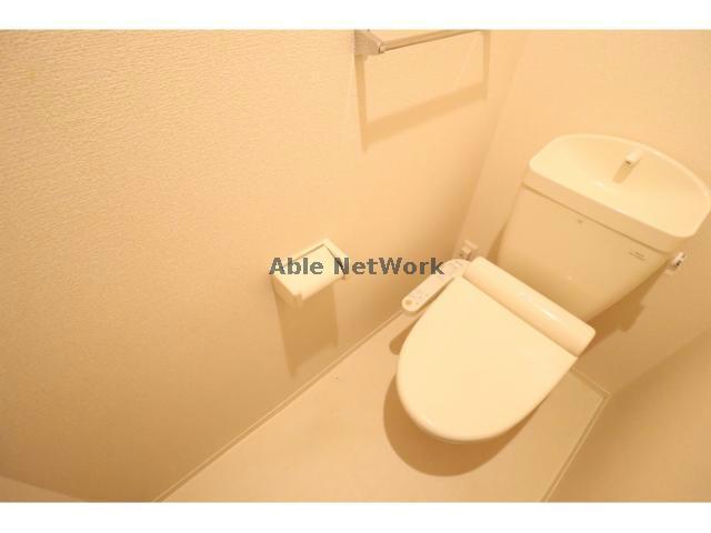 トイレ　温水洗浄便座