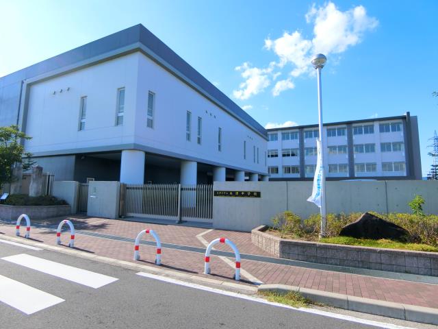 中学校　木津川市立中学校木津中学校（中学校）まで901m