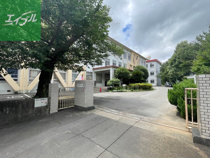 小学校　長崎市立高尾小学校（小学校）まで1934m