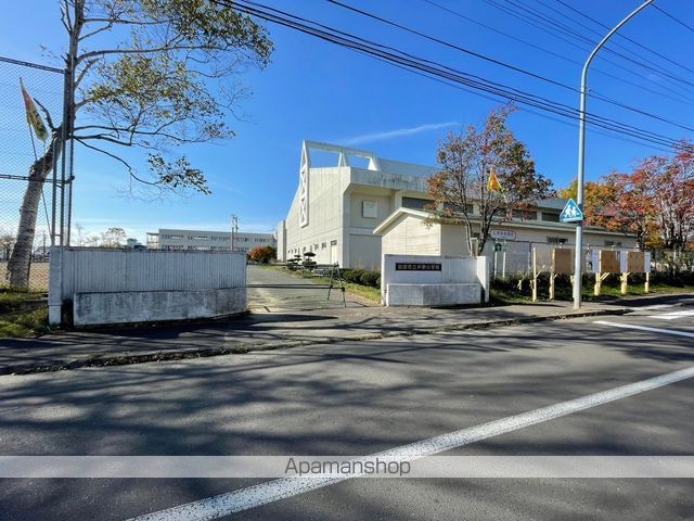 小学校　釧路市立芦野小学校（小学校）まで516m