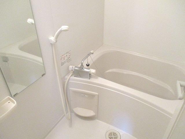 バス・シャワールーム　バス・トイレ別の間取りです