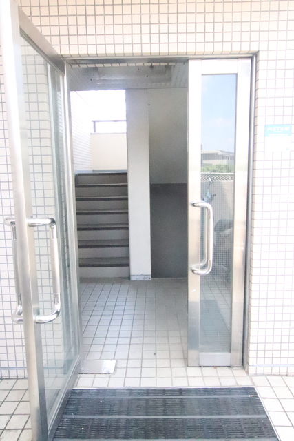 エントランス　エントランス