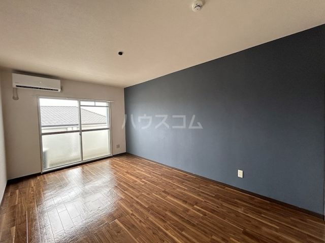 サンバードIの居間写真