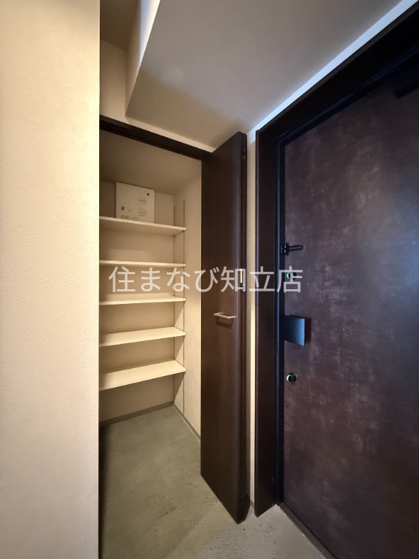 玄関　同型タイプ