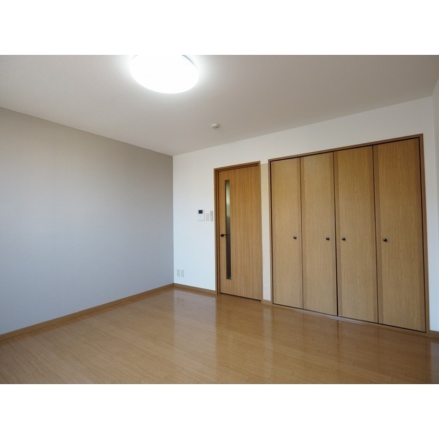 居室・リビング　他号室参照。現況優先。