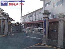 高校・高専　三重県立みえ夢学園高等学校（高校・高専）まで2447m