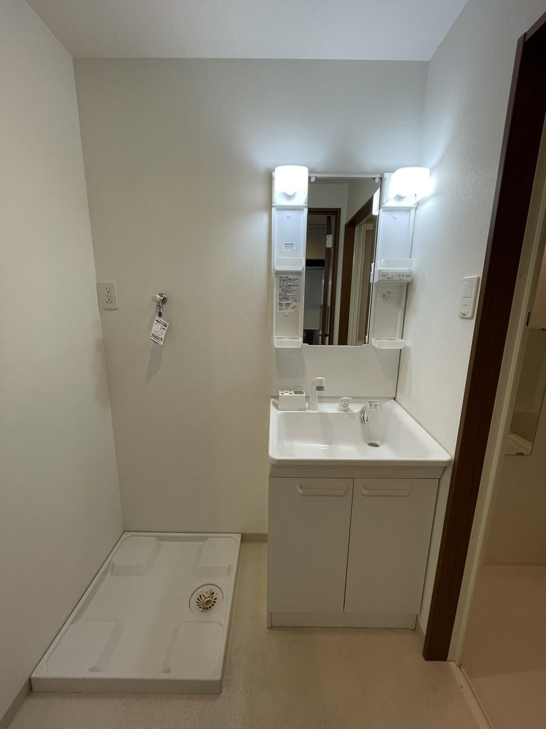 洗面設備　洗面化粧台