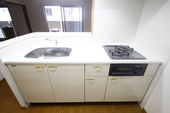 キッチン　※別部屋の写真です