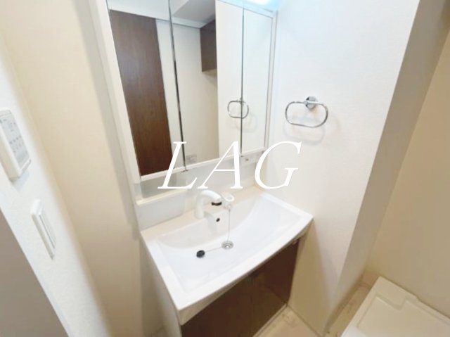 洗面設備　洗面台です。